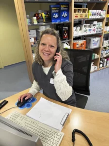 July Auxiliaire Spécialisée Vétérinaire à Languidic